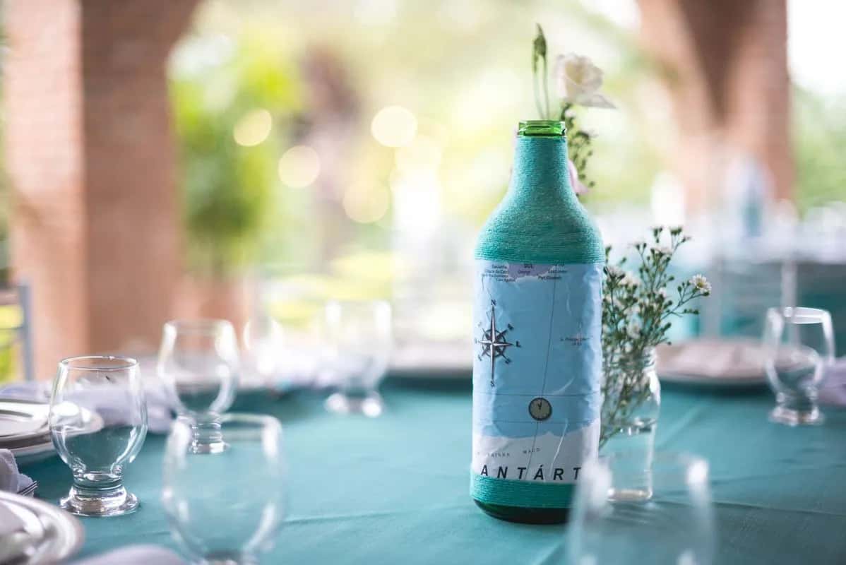 Jak zapakować wino na ślub - kreatywne pomysły na wyjątkowy prezent